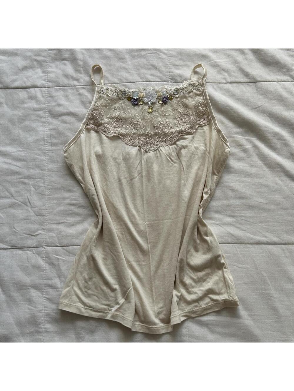 Axes Femme Ivory Camisole Lace Rosettes Pearl Beaded Top M Japan
